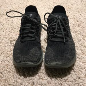 Like new Nike Free Knits